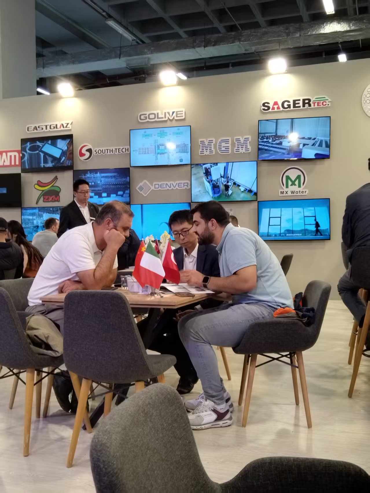 1764170485610627.jpg 2e3bebf40ea670058dbffedf10c11af6.jpg